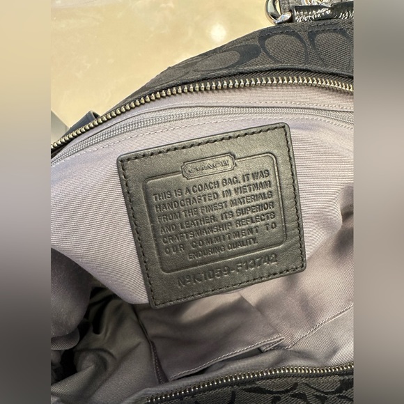 Coach bag - Picture 2 of 12